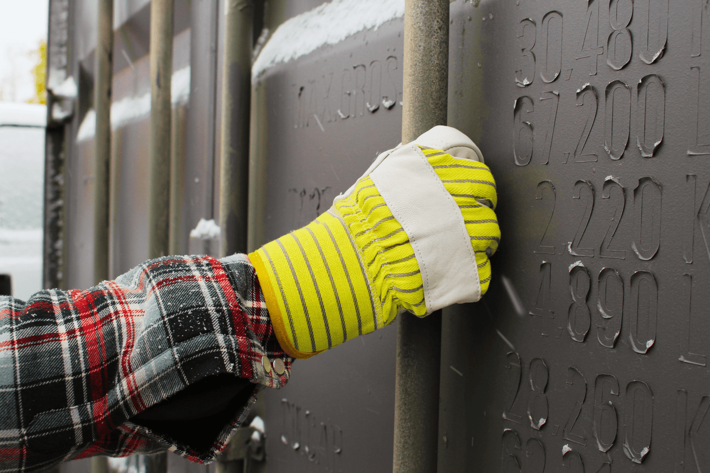 Fitters Winter Lined Gloves - Weldingaids Atlantic