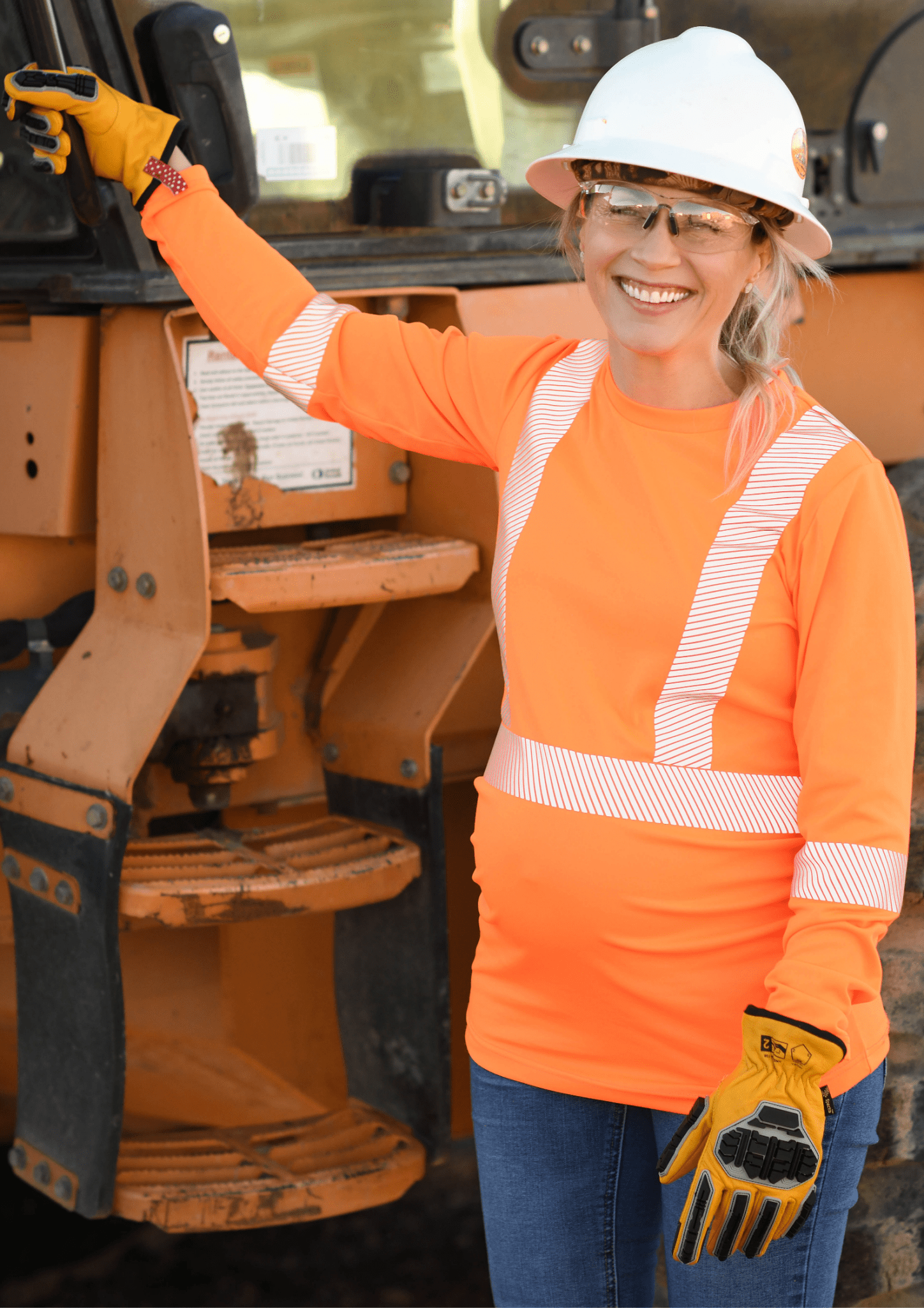 The Women's Rumble Bee Gloves - Weldingaids Atlantic