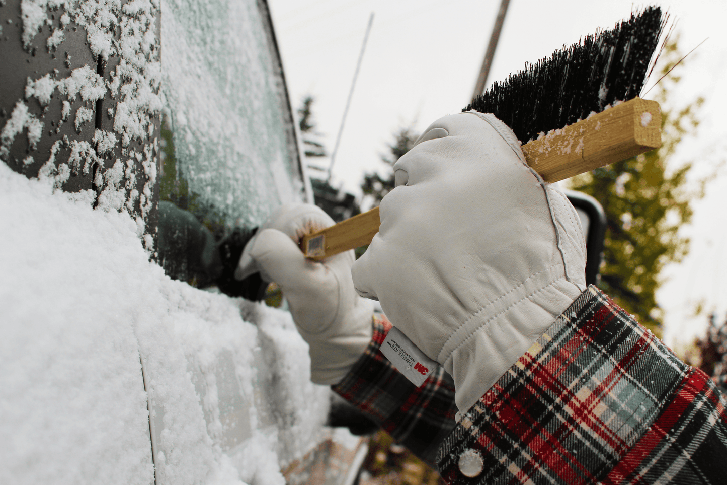 White Drivers Winter Lined Gloves - Weldingaids Atlantic